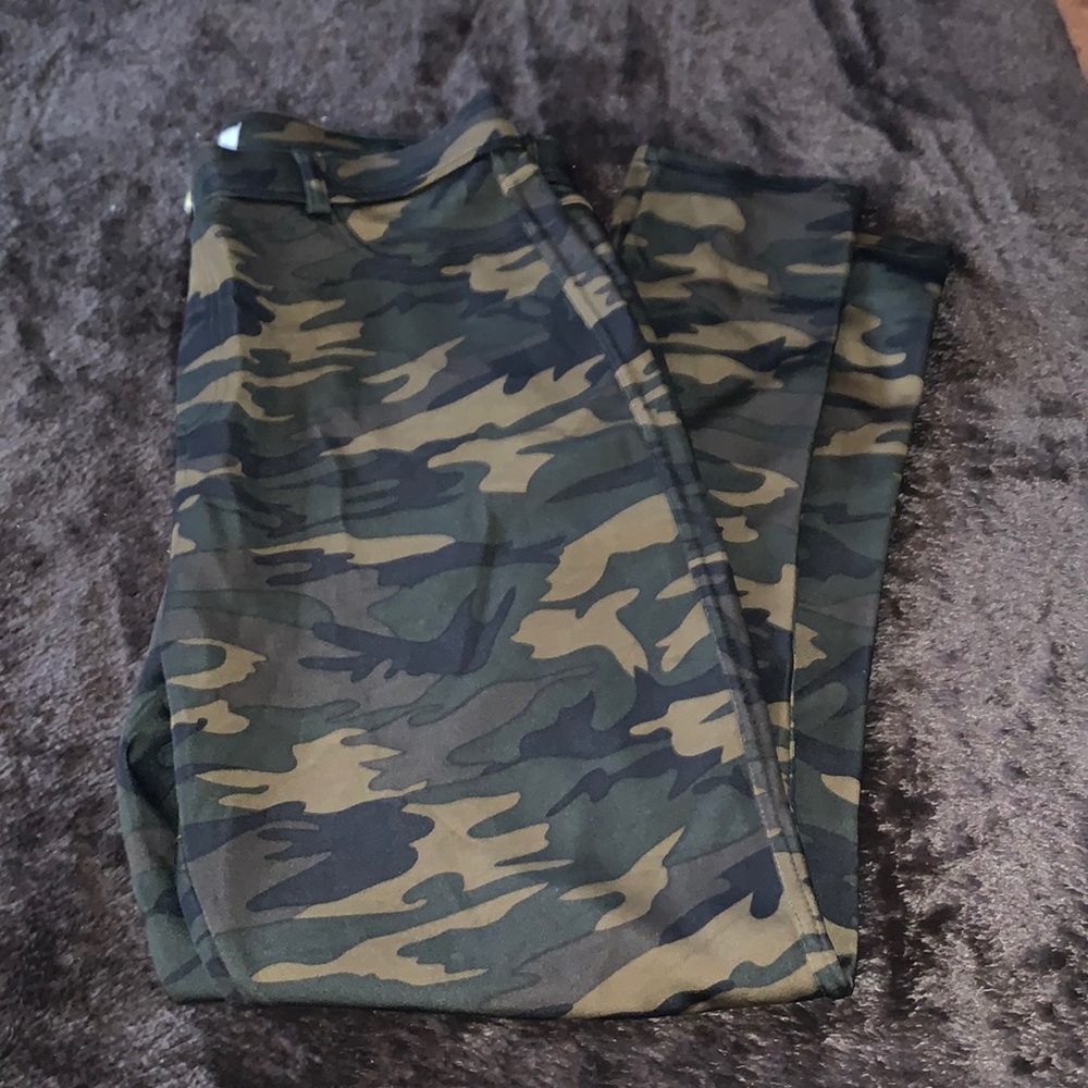 Camo leggings 2x